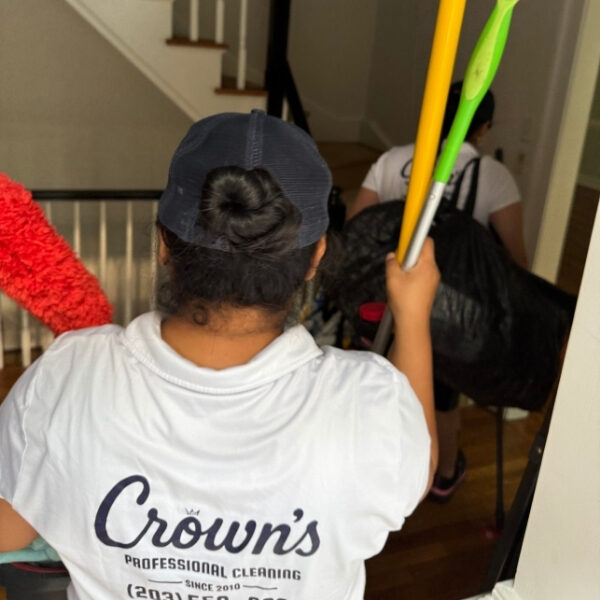 Move out cleaning service for renters and homeowners