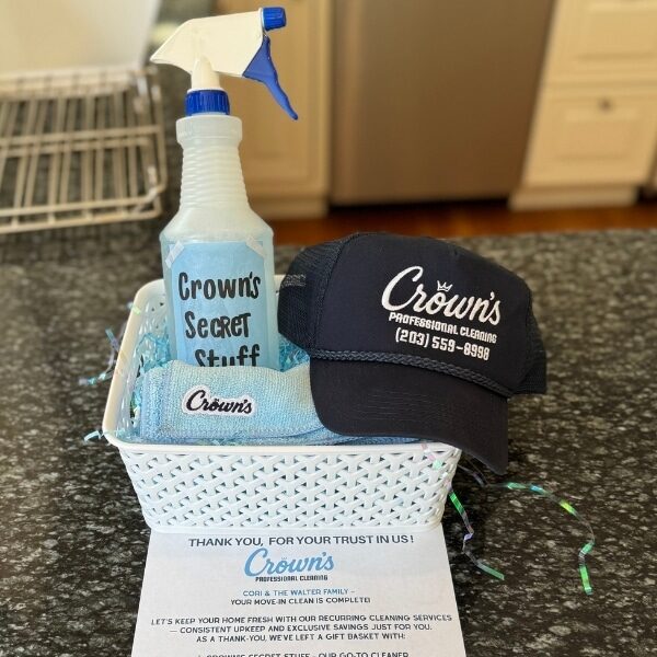 House cleaning services focused on kitchens, bathrooms, and floors